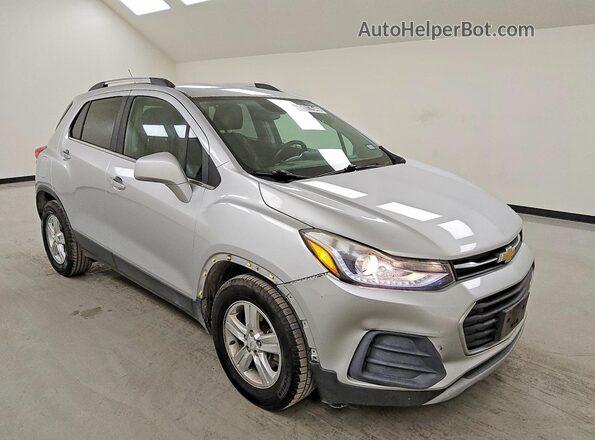 KL7CJLSB5JB507232 2018 CHEVROLET TRAX Silver Delantero derecho