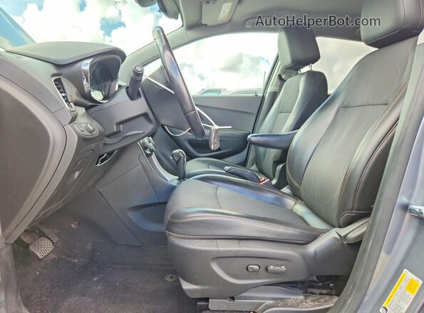 KL7CJLSB6KB764305 2019 CHEVROLET TRAX Серый Вид салона спереди