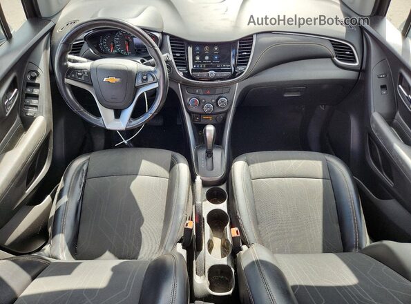 KL7CJLSB6KB764305 2019 CHEVROLET TRAX Серый Вид панели приборов