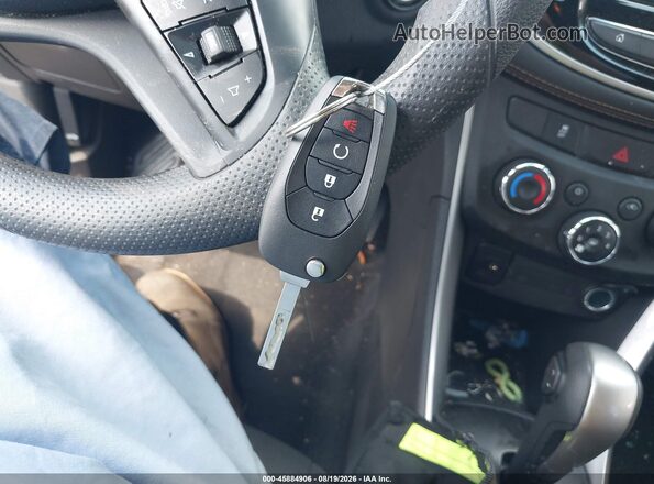 KL7CJLSB6LB327986 2020 CHEVROLET TRAX Blue Widok deski rozdzielczej