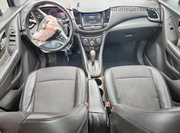 KL7CJLSB6MB318450 2021 CHEVROLET TRAX Black Widok deski rozdzielczej