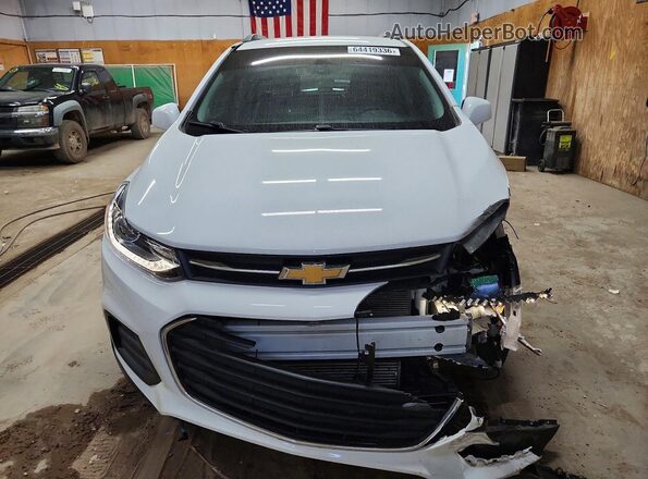 KL7CJLSB7LB005325 2020 CHEVROLET TRAX White Widok z przodu
