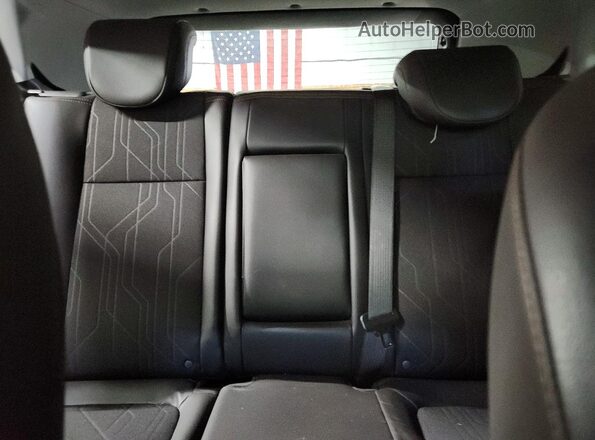 KL7CJLSB7LB005325 2020 CHEVROLET TRAX White Widok tylnych siedzeń