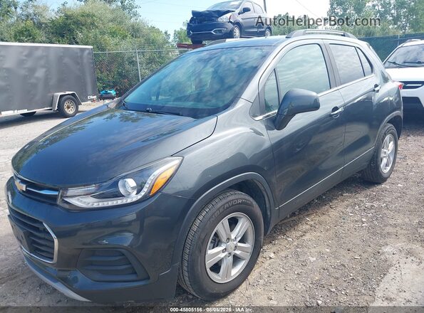 KL7CJLSB8JB573788 2018 CHEVROLET TRAX Серый Вид спереди