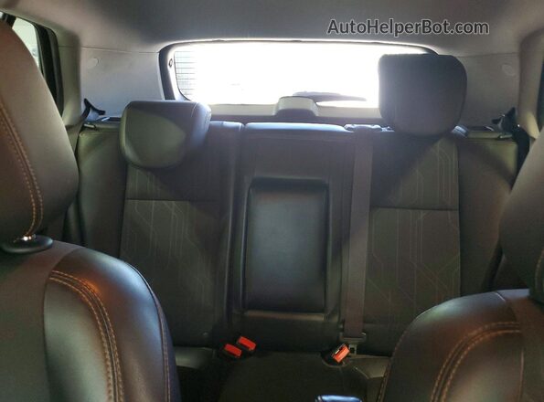 KL7CJLSB9KB777744 2019 CHEVROLET TRAX Silver Հետևի նստատեղերի տեսք