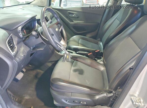 KL7CJLSB9KB777744 2019 CHEVROLET TRAX Silver Սալոնի դիմացի տեսք