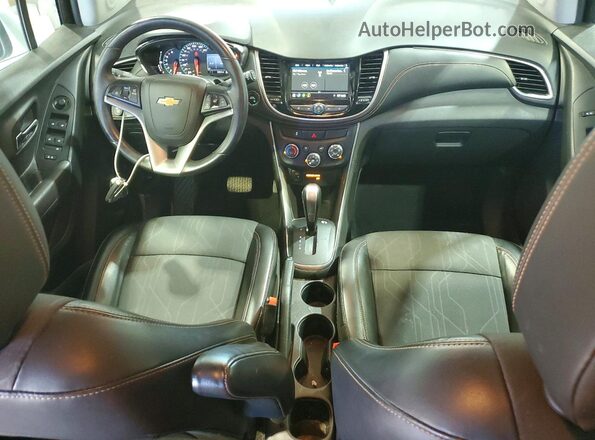 KL7CJLSB9KB777744 2019 CHEVROLET TRAX Silver Առջևի վահանակի տեսք