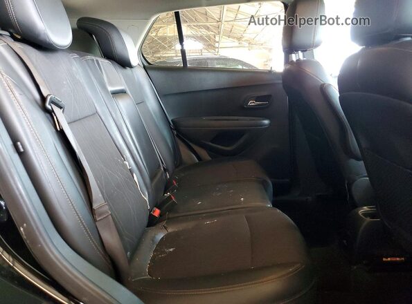 KL7CJLSB9KB879450 2019 CHEVROLET TRAX Black Rear seats view