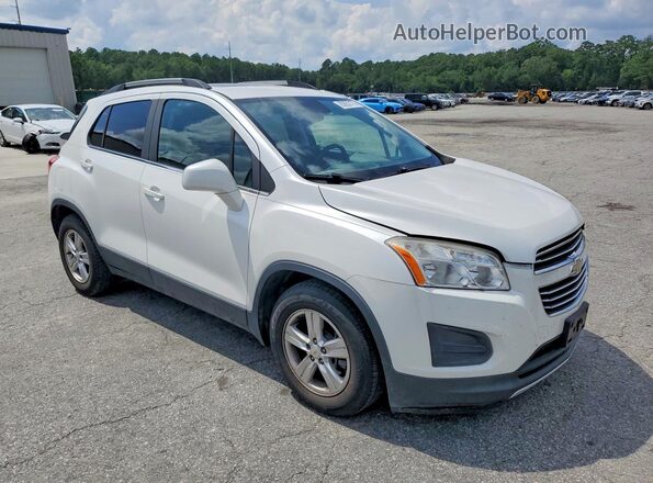 KL7CJLSBXGB683024 2016 CHEVROLET TRAX Белый Передняя правая четверть