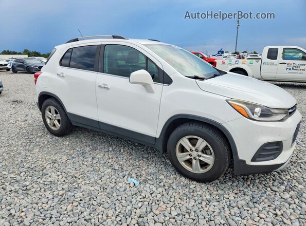 KL7CJLSBXJB707684 2018 CHEVROLET TRAX Белый Вид панели приборов