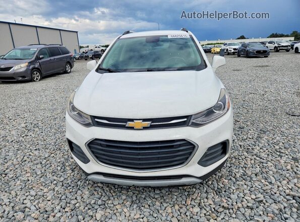 KL7CJLSBXJB707684 2018 CHEVROLET TRAX Белый Вид щитка приборов