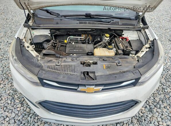 KL7CJLSBXJB707684 2018 CHEVROLET TRAX Белый 