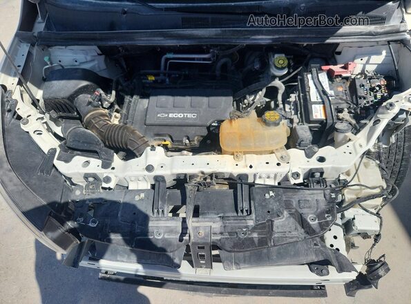 KL7CJLSBXKB858350 2019 CHEVROLET TRAX Белый Вид подкапотного пространства