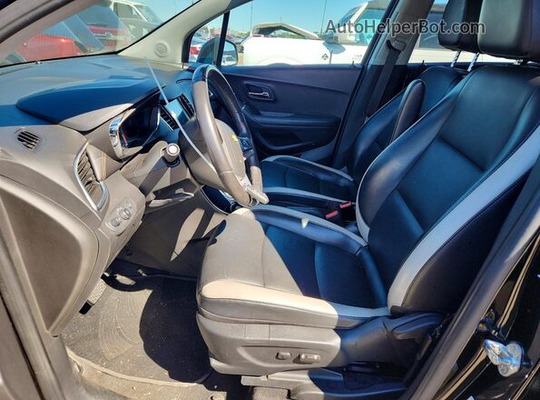 KL7CJMSB8KB745132 2019 CHEVROLET TRAX Black Вид салону спереду