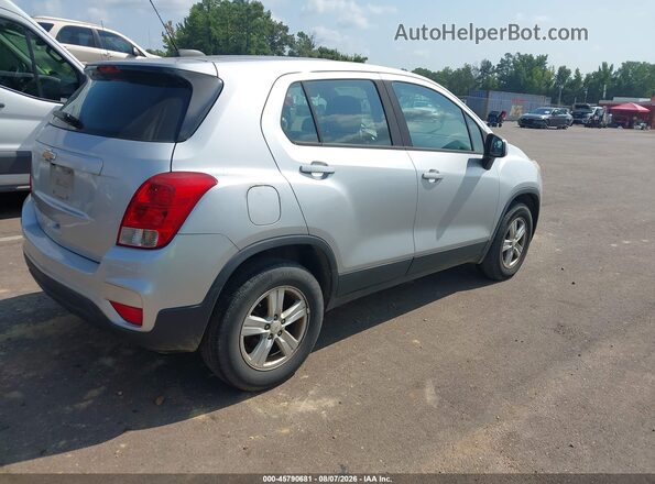 KL7CJNSB0HB139869 2017 CHEVROLET TRAX Silver უკანა მარჯვენა