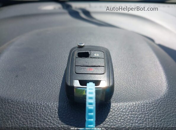 KL7CJNSB0HB139869 2017 CHEVROLET TRAX Silver წინა პანელის ხედი