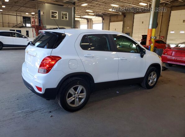 KL7CJNSB5HB158546 2017 CHEVROLET TRAX Белый Задняя правая четверть