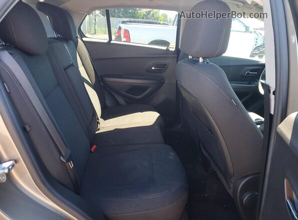 KL7CJNSM1MB376740 2021 CHEVROLET TRAX Желто-коричневый Вид задней части салона