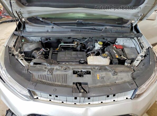 KL7CJPSB0HB134778 2017 CHEVROLET TRAX Серебряный Вид подкапотного пространства