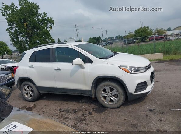 KL7CJPSB0JB681250 2018 CHEVROLET TRAX White უკანა სალონის ხედი