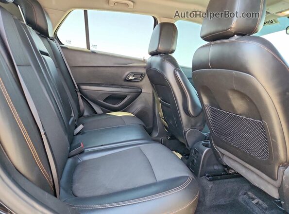 KL7CJPSB0KB788090 2019 CHEVROLET TRAX Black Widok wnętrza z tyłu