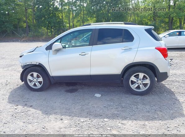 KL7CJPSB0KB862267 2019 CHEVROLET TRAX Silver Vista interior de 360 grados