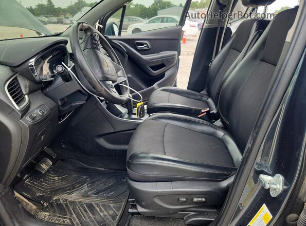 KL7CJPSB1MB354392 2021 CHEVROLET TRAX Charcoal წინა სალონის ხედი