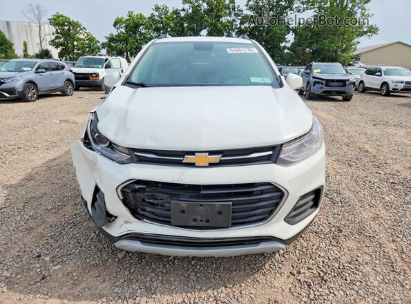 KL7CJPSB2JB593333 2018 CHEVROLET TRAX White Front view