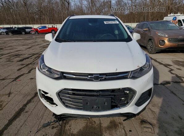 KL7CJPSB2MB320817 2021 CHEVROLET TRAX White Вид салону спереду