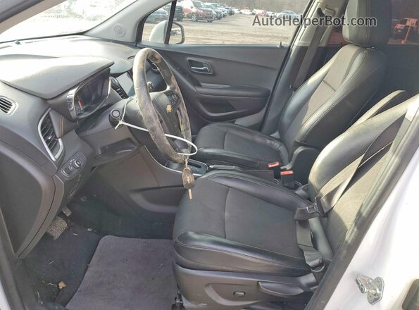KL7CJPSB2MB320817 2021 CHEVROLET TRAX White Вид підкапотного простору