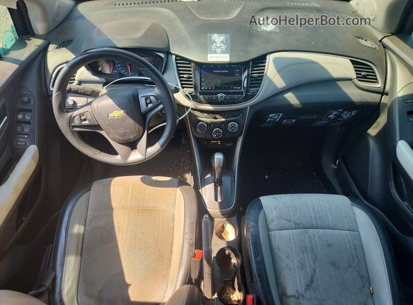 KL7CJPSB2MB334295 2021 CHEVROLET TRAX Red Առջևի վահանակի տեսք