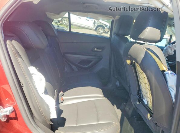 KL7CJPSB2MB356734 2021 CHEVROLET TRAX Темно-бордовый Вид задней части салона