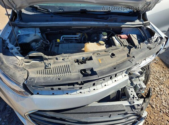 KL7CJPSB3KB813922 2019 CHEVROLET TRAX Серебряный Вид подкапотного пространства