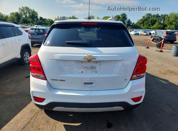 KL7CJPSB4KB792160 2019 CHEVROLET TRAX White Вид ззаду