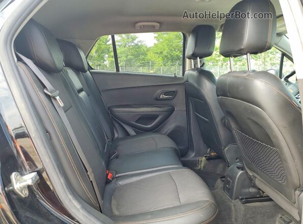 KL7CJPSB4KB896938 2019 CHEVROLET TRAX Black Widok wnętrza z tyłu