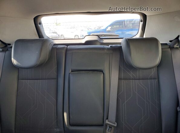 KL7CJPSB4MB337540 2021 CHEVROLET TRAX Gray Հետևի նստատեղերի տեսք