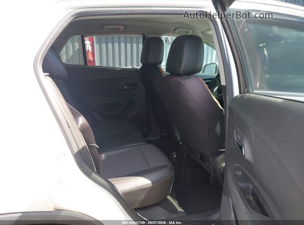 KL7CJPSB5HB211211 2017 CHEVROLET TRAX White VIN კოდის სტიკერის ხედი