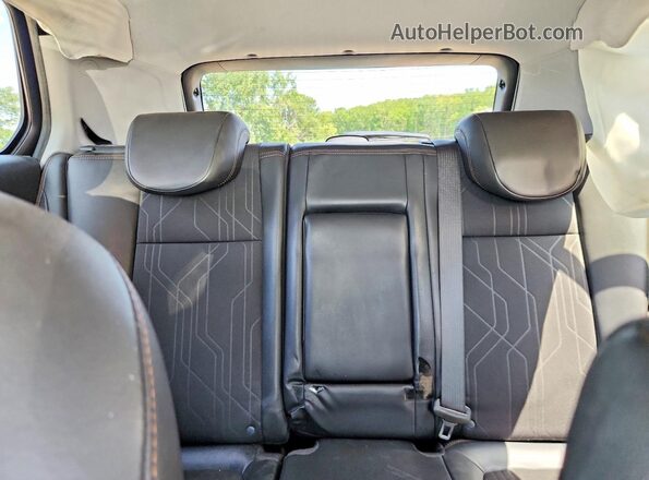 KL7CJPSB6KB834277 2019 CHEVROLET TRAX Белый Вид задних сидений