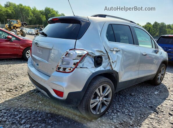 KL7CJPSB7LB042351 2020 CHEVROLET TRAX Серебряный Задняя правая четверть