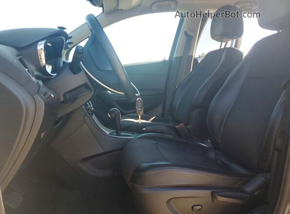 KL7CJPSB7MB325415 2021 CHEVROLET TRAX Charcoal Front interior view