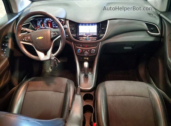 KL7CJPSB9LB021016 2020 CHEVROLET TRAX White წინა პანელის ხედი