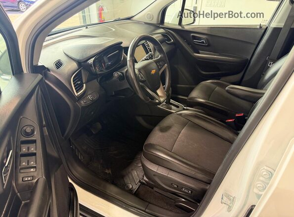 KL7CJPSBXKB835335 2019 CHEVROLET TRAX White VIN კოდის სტიკერის ხედი