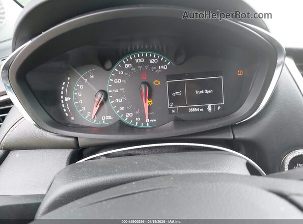 KL7CJPSM0NB551802 2022 CHEVROLET TRAX White უკანა სავარძლების ხედი