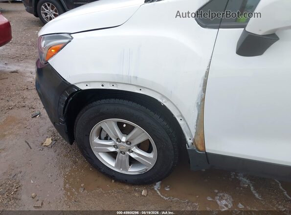 KL7CJPSM0NB551802 2022 CHEVROLET TRAX White 
