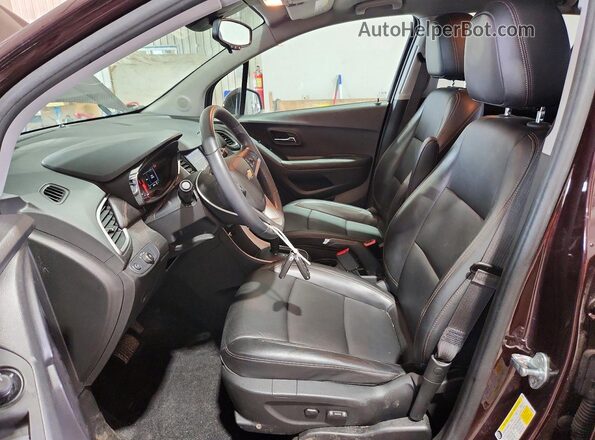 KL7CJPSM1NB505041 2022 CHEVROLET TRAX Burgundy Սալոնի դիմացի տեսք