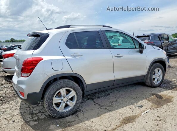 KL7CJPSM1NB512474 2022 CHEVROLET TRAX Silver Trasero derecho