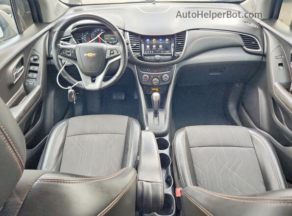 KL7CJPSM1NB566809 2022 CHEVROLET TRAX Серый Вид панели приборов