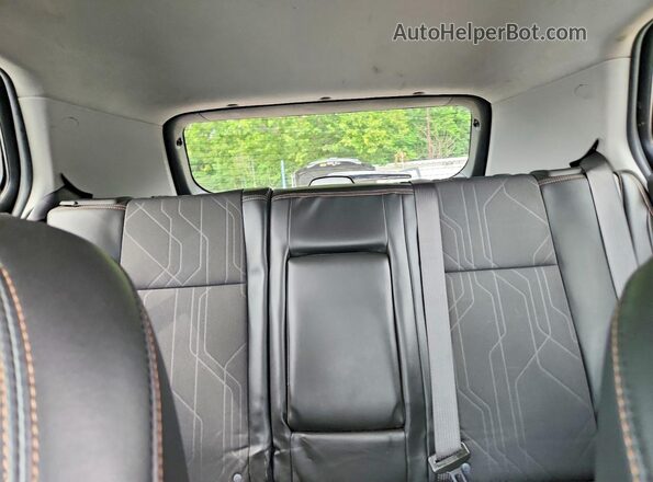 KL7CJPSM1NB566809 2022 CHEVROLET TRAX Серый Вид задних сидений
