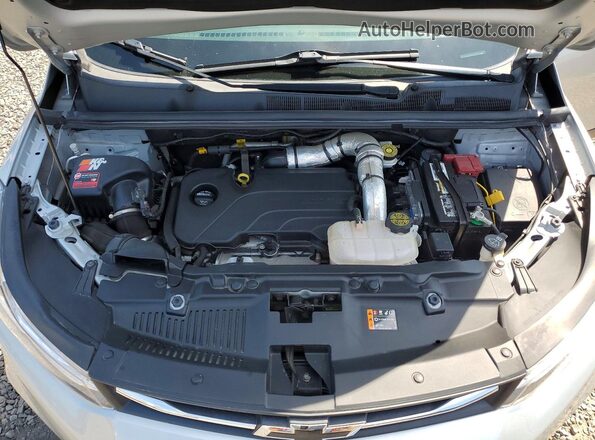 KL7CJPSM2NB565765 2022 CHEVROLET TRAX Silver Engine compartment view