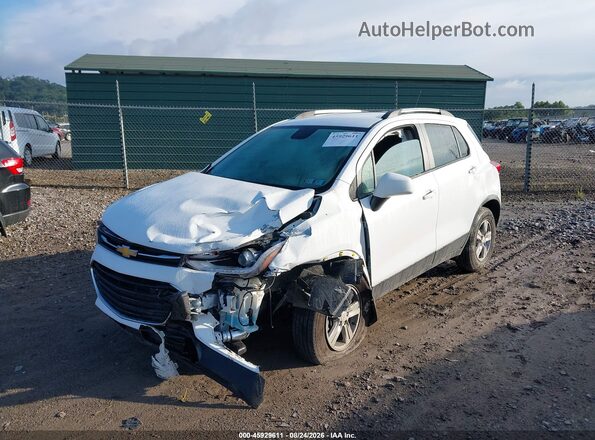 KL7CJPSM3NB542351 2022 CHEVROLET TRAX White Vista tres cuartos delantera izquierda